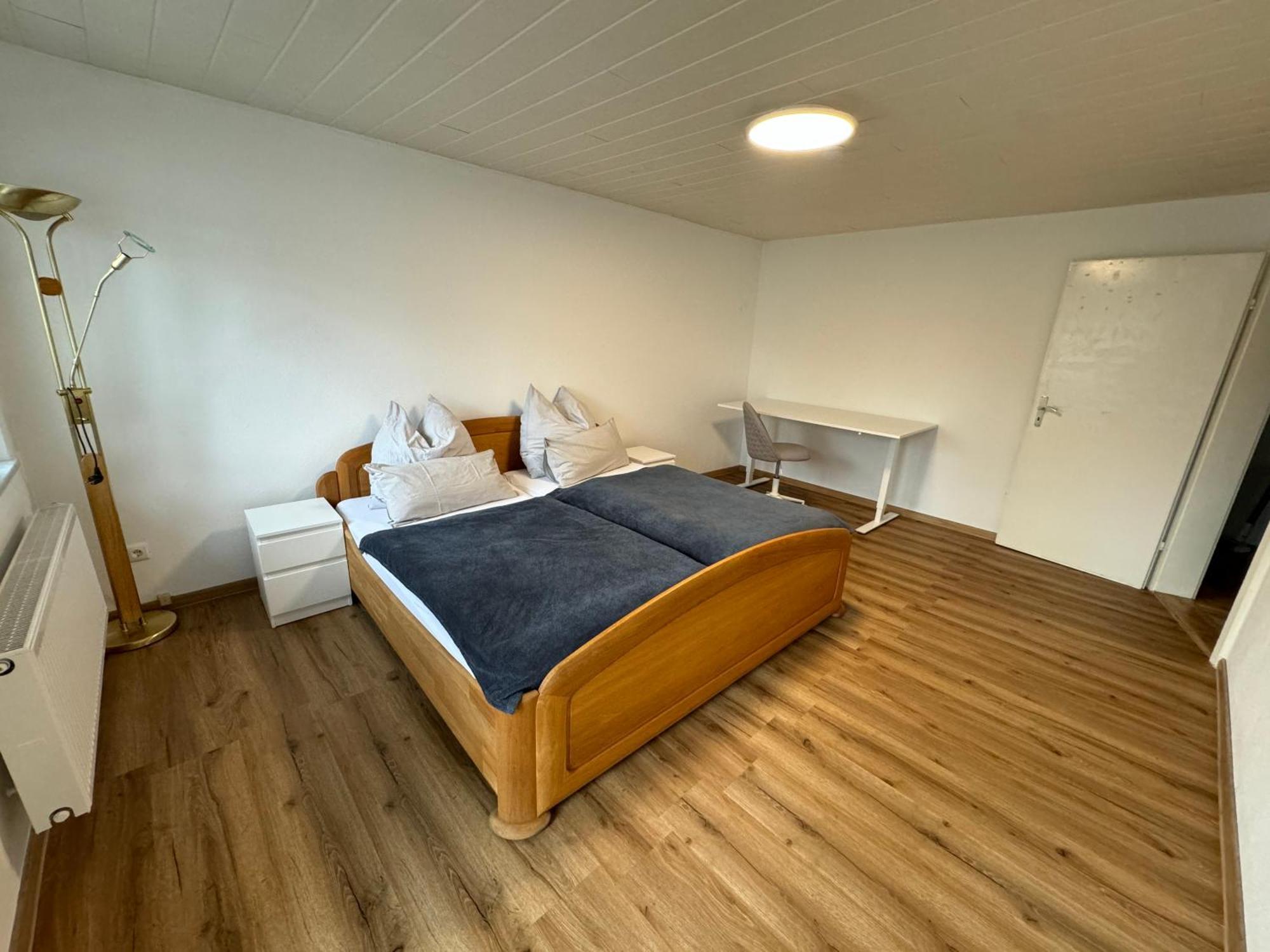 3 Mit Flussblick - Self Check-in