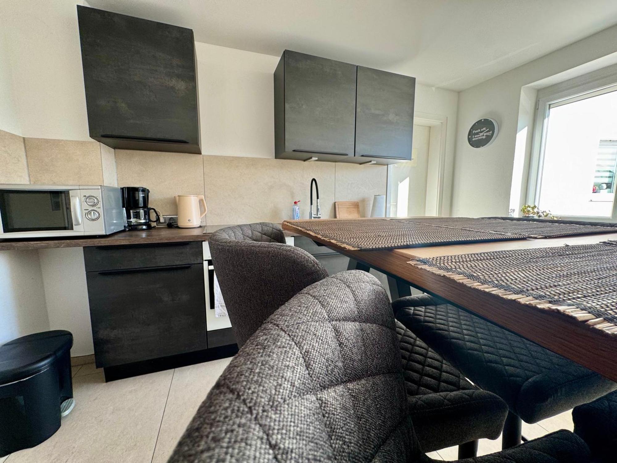 3 Mit Flussblick - Self Check-in Apartment *